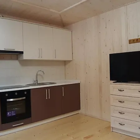 під горою Casa de Campo Tatariv