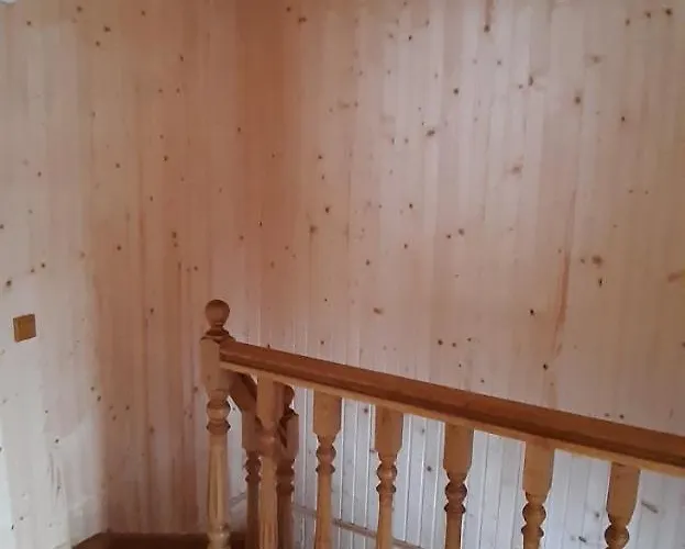 під горою Летний дом Татаров